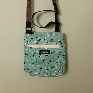 Kavu Crossbody bag